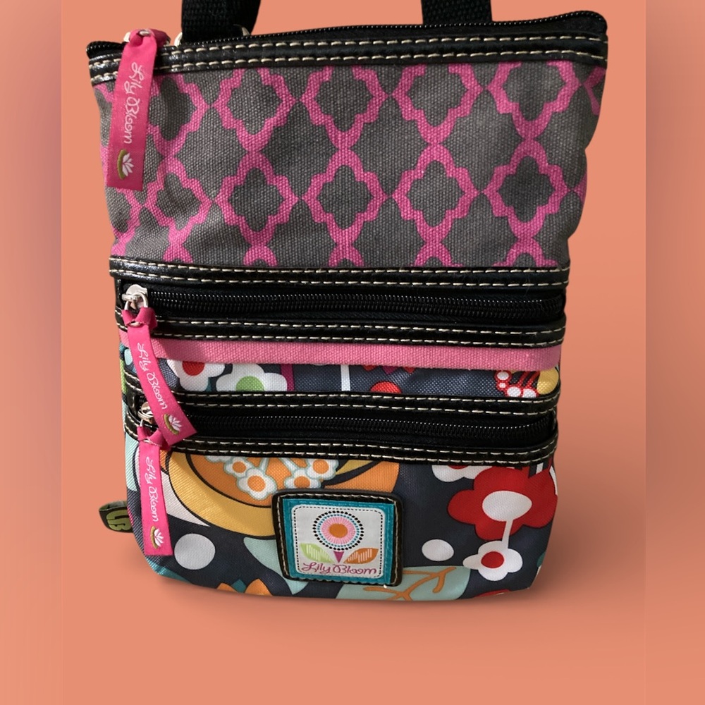 Multicolored Floral 🌼 Pattern Lily Bloom small crossbody bag, EUC - Picture 5 of 8